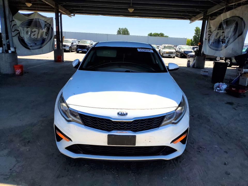 2019 Kia Optima VIN 5XXGT4L34KG337534 COPART salvage auction — VANDALISM, CA - SALVAGE CERTIFICATE, sold $225 on 2026-07-28 (photo 5)
