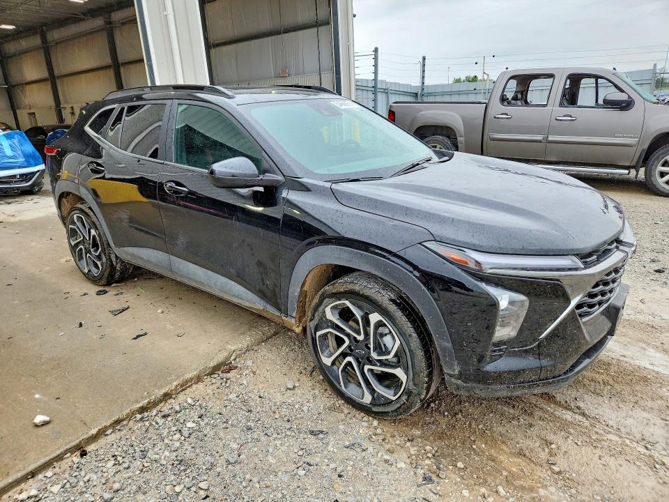 2025 Chevrolet Trax VIN KL77LJEPXSC007084 COPART salvage auction — HAIL, Ne - Cert Of Title-Salvage, sold $250 on 2026-07-28 (photo 4)