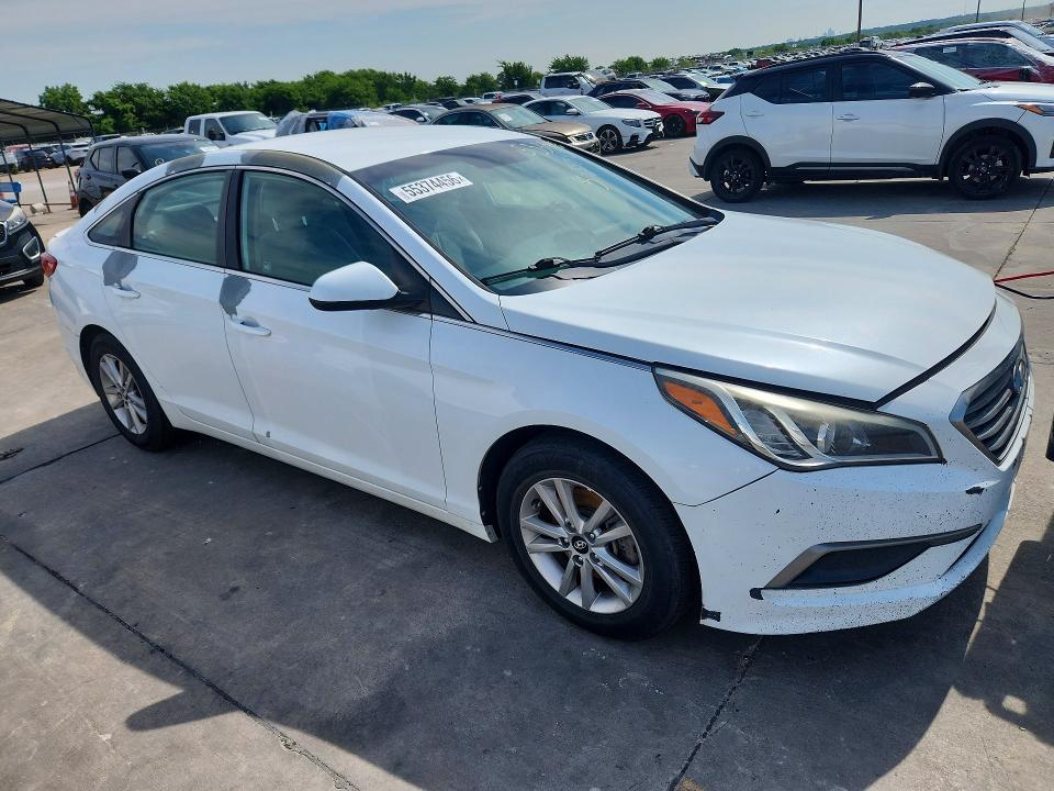 2016 Hyundai VIN 5NPE24AF0GH389858 COPART salvage auction — NORMAL WEAR, Mt - Certificate Of Title, sold $875 on 2026-07-02 (photo 4)
