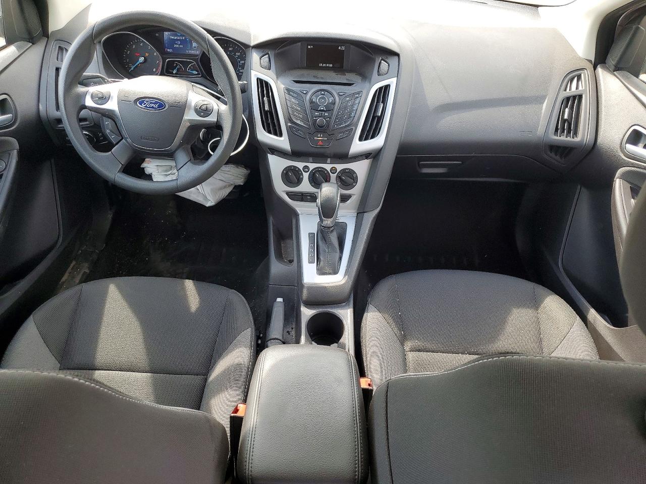 2014 Ford Focus VIN 1FADP3F25EL410991 COPART salvage auction — Side, IL - SALVAGE CERTIFICATE, sold $725 on 2026-06-30 (photo 8)