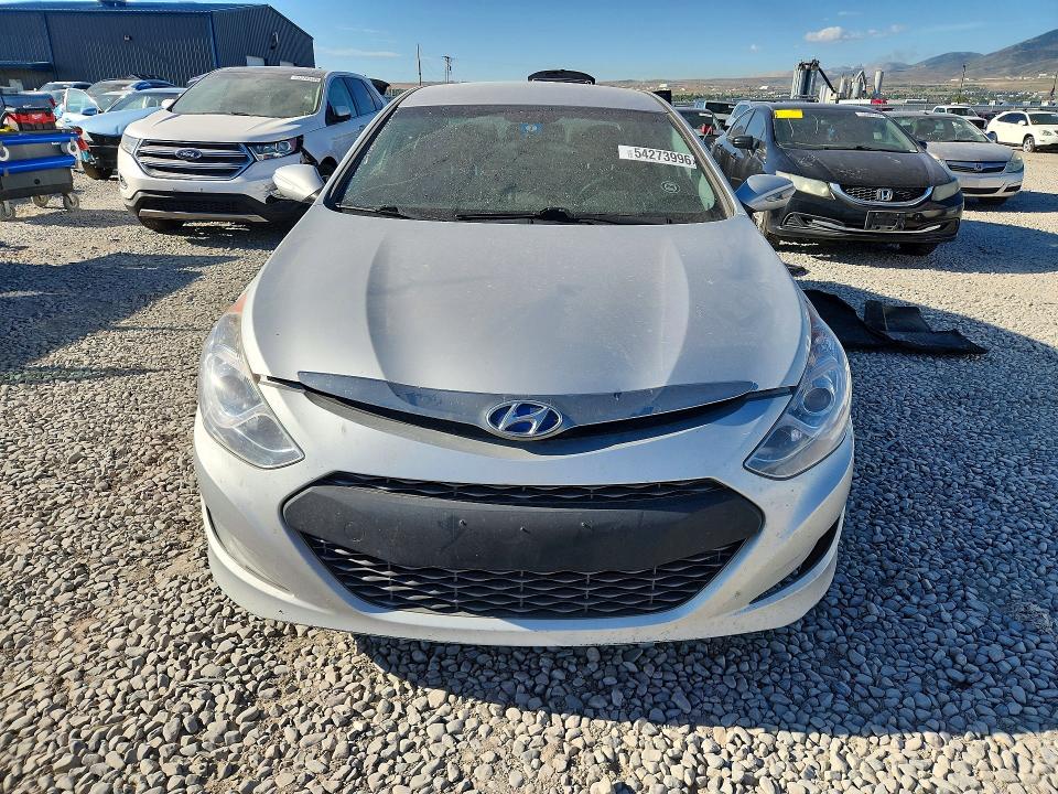 2015 Hyundai VIN KMHEC4A42FA128423 COPART salvage auction — MINOR DENT/SCRATCHES, Tx - Certificate Of Title, sold $1,600 on 2026-07-14 (photo 5)