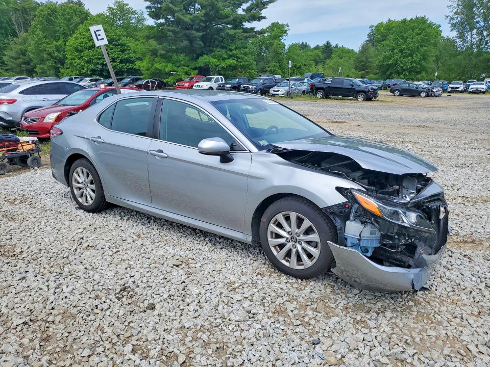 2019 Toyota Camry VIN 4T1B11HKXKU797401 COPART salvage auction — FRONT END, Salvage Title, sold $3,800 on 2026-07-29 (photo 4)
