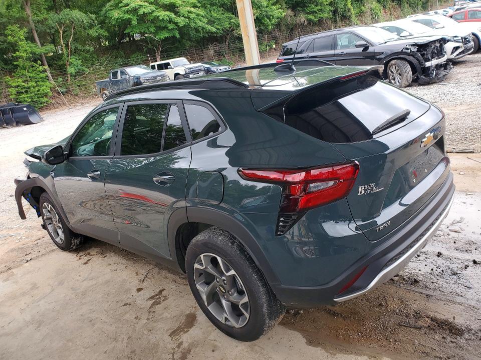 2025 Chevrolet Trax VIN KL77LHEP9SC333290 COPART salvage auction — FRONT END, AL - CERT OF TITLE-SALVAGE TITLE (P), sold $1,150 on 2026-07-28 (photo 2)