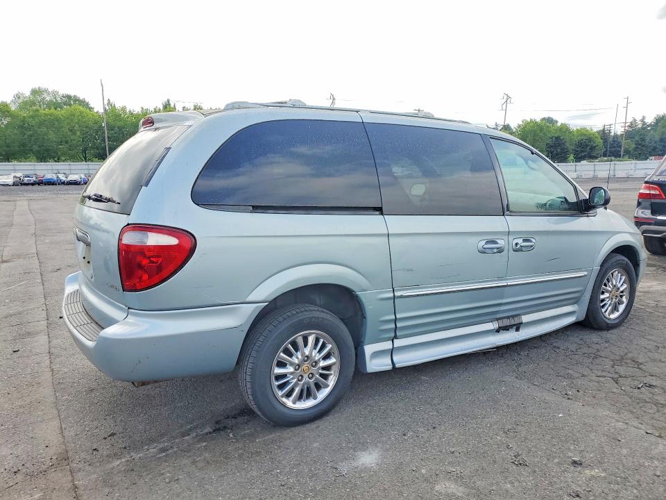 2002 Chrysler Town & country VIN 2C8GP64L82R550488 COPART salvage auction — SIDE, Or - Certificate Of Title, sold $2,200 on 2026-07-08 (photo 3)