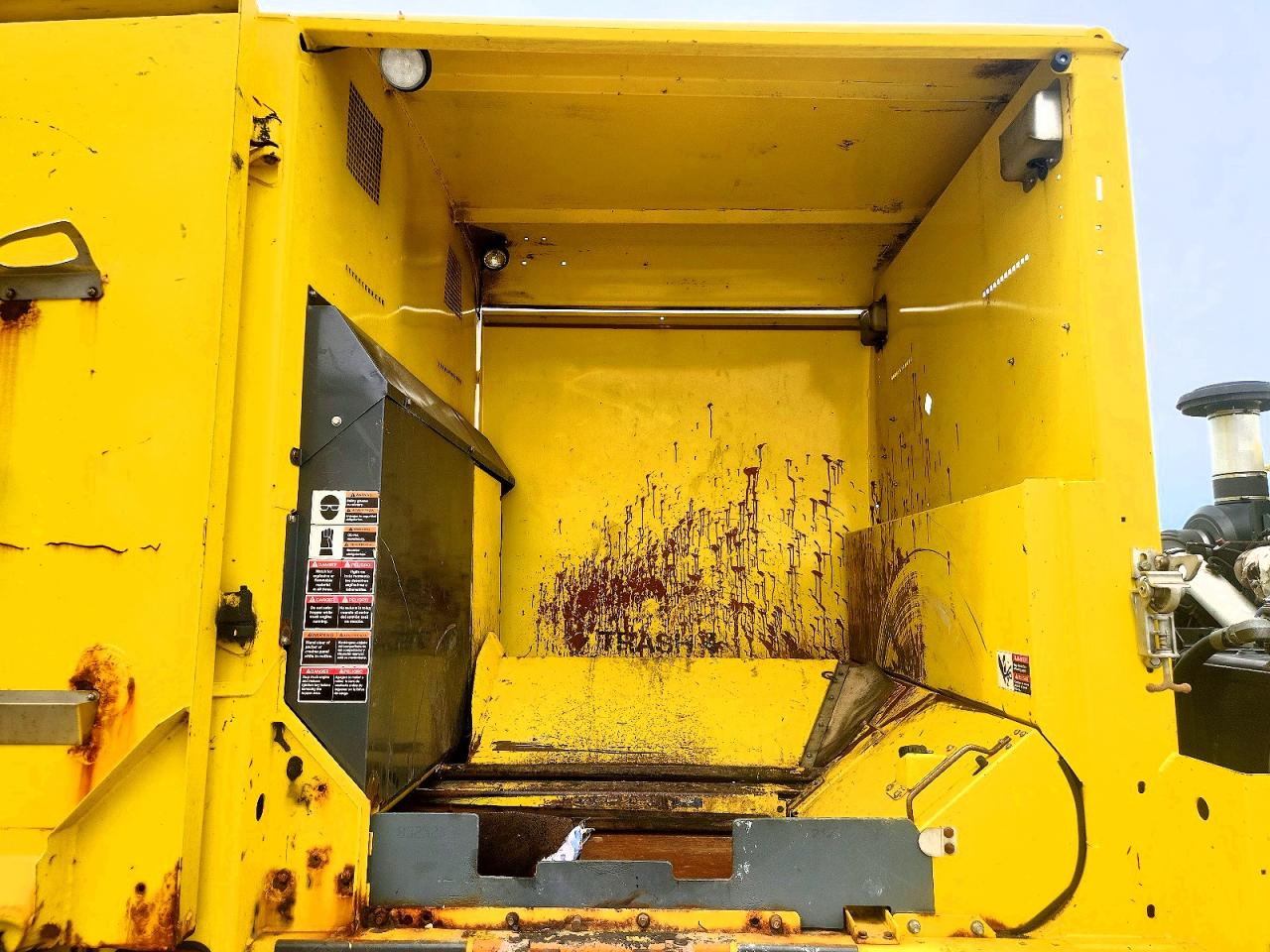 2014 Autocar All models VIN 5VCA3SVF7EH216234 COPART salvage auction — Normal Wear, OH - CERTIFICATE OF TITLE, sold $125 on 2026-06-22 (photo 6)