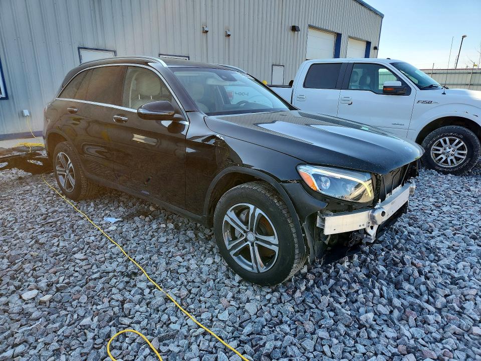 2016 Mercedes-benz Glc VIN WDC0G4KB8GF015641 COPART salvage auction — FRONT END, Mi - Certificate Of Title, sold $5,400 on 2026-07-06 (photo 4)