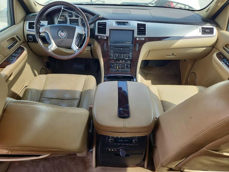 2009 Cadillac Escalade VIN 1GYFK53299R119540 COPART salvage auction — FRONT END, Mi - Certificate Of Title, sold $1,300 on 2026-07-02 (photo 8)