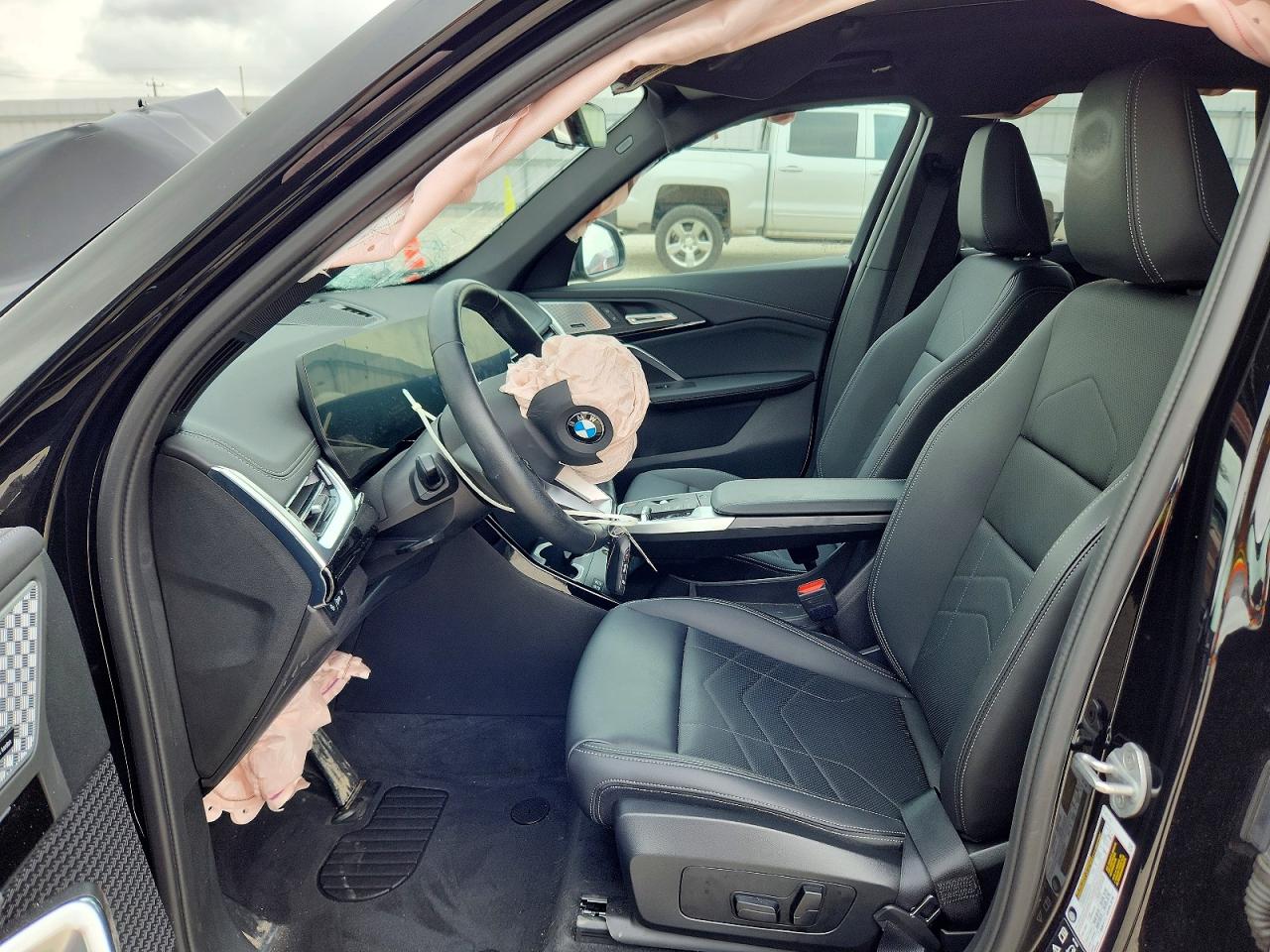 2025 BMW X1 VIN WBX73EF02S5316048 COPART salvage auction — Front End, TX - SALVAGE VEHICLE TITLE (P), sold $5,700 on 2026-07-09 (photo 7)