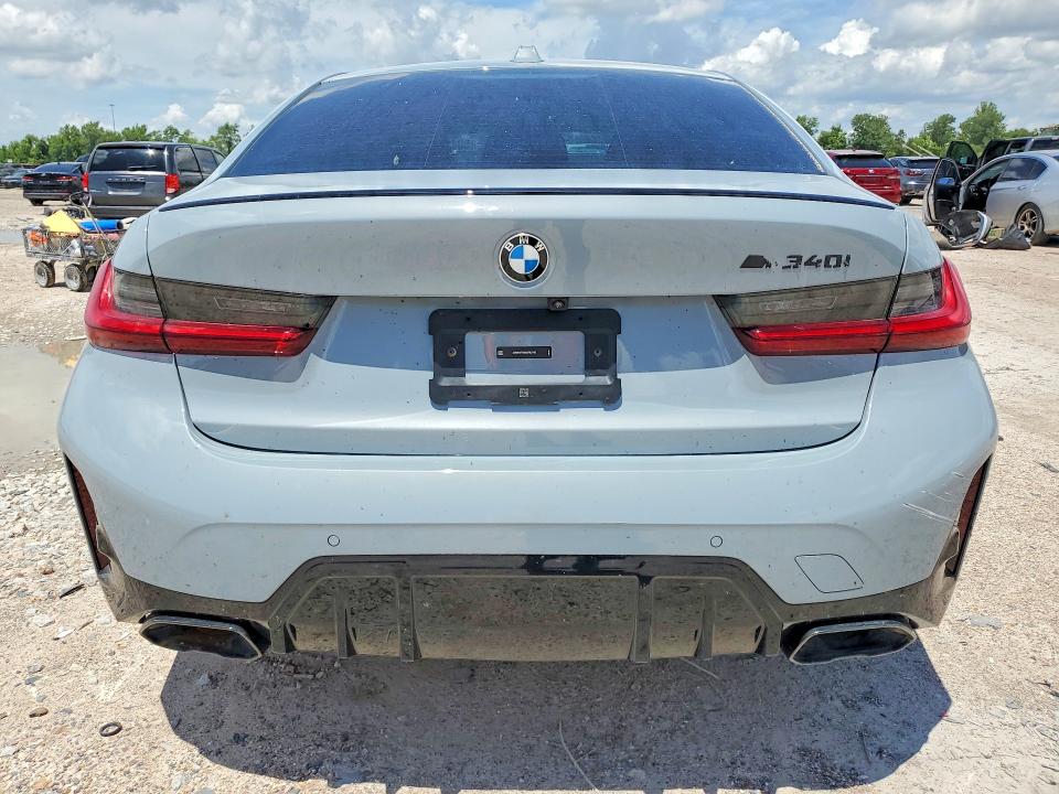 2025 BMW M3 VIN 3MW59FT08S8F83742 COPART salvage auction — WATER/FLOOD, Fl - Cert Of Title-Slvg Rebld Flood, sold $28,500 on 2026-07-21 (photo 6)