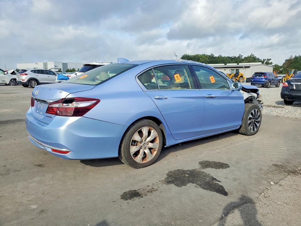 2017 Honda Accord VIN JHMCR6F56HC007858 COPART salvage auction — FRONT END, Oh - Certificate Of Title, sold $1,450 on 2026-07-08 (photo 3)