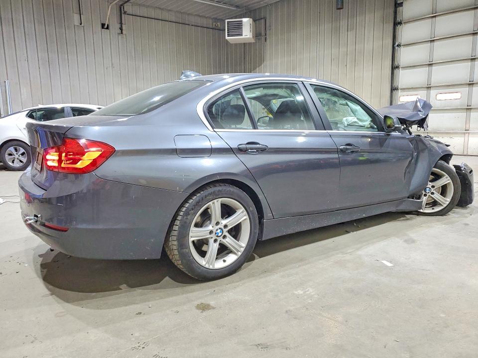 2015 BMW 3er VIN WBA3B3C5XFF546162 COPART salvage auction — FRONT END, NH - CERT OF TITLE-SALVAGE, sold $450 on 2026-07-30 (photo 3)