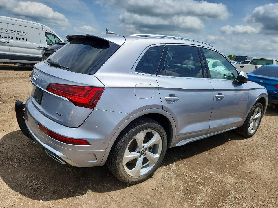 2024 Audi Q5 VIN WA1EABFY7R2088617 COPART salvage auction — REAR END, IL - SALVAGE CERTIFICATE, sold $17,300 on 2026-07-30 (photo 3)