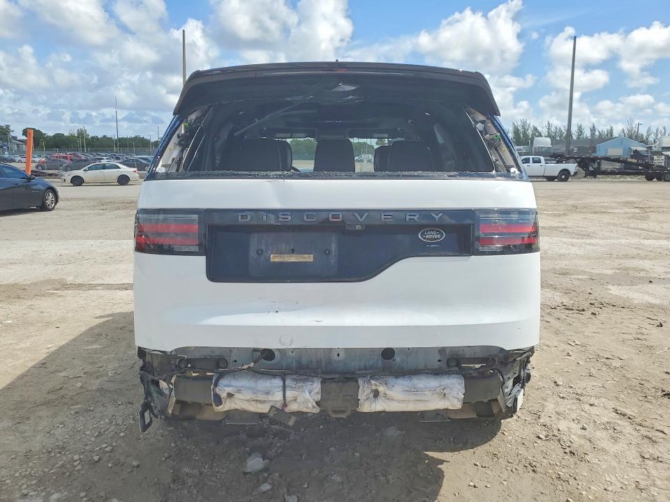 2022 Land rover Discovery VIN SALRM4EU2N2462403 COPART salvage auction — REAR END, Fl - Cert Of Title Slvg Rebuildable, sold $12,200 on 2026-07-09 (photo 6)