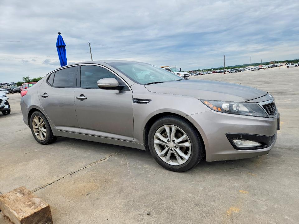 2013 Kia Optima VIN 5XXGN4A74DG240756 COPART salvage auction — SIDE, Tx - Salvage Vehicle Title, sold $1,000 on 2026-07-16 (photo 4)