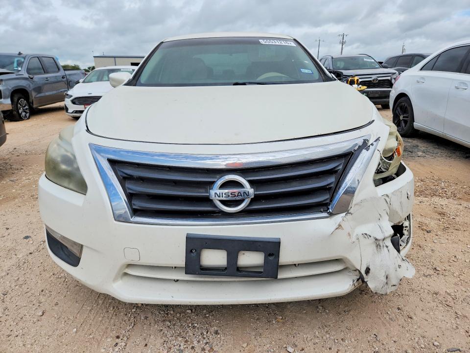 2013 Nissan VIN 1N4AL3AP9DC105266 COPART salvage auction — FRONT END, Tx - Certificate Of Title, sold $500 on 2026-07-02 (photo 5)