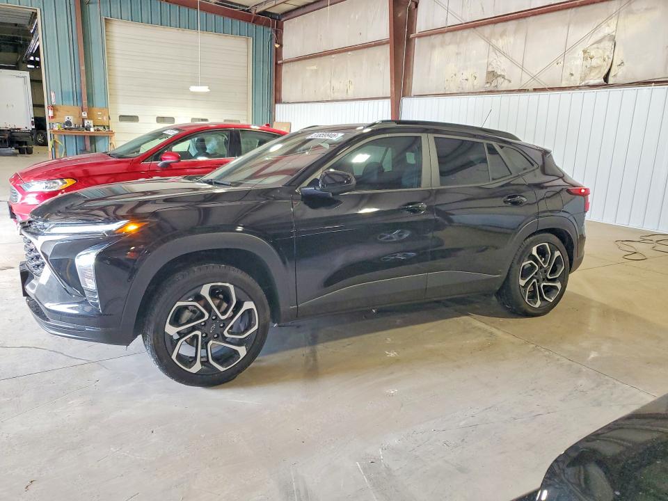 2025 Chevrolet Trax VIN KL77LJEP1SC151705 COPART salvage auction — REAR END, Il - Salvage Certificate, sold $8,500 on 2026-07-08 (photo 1)