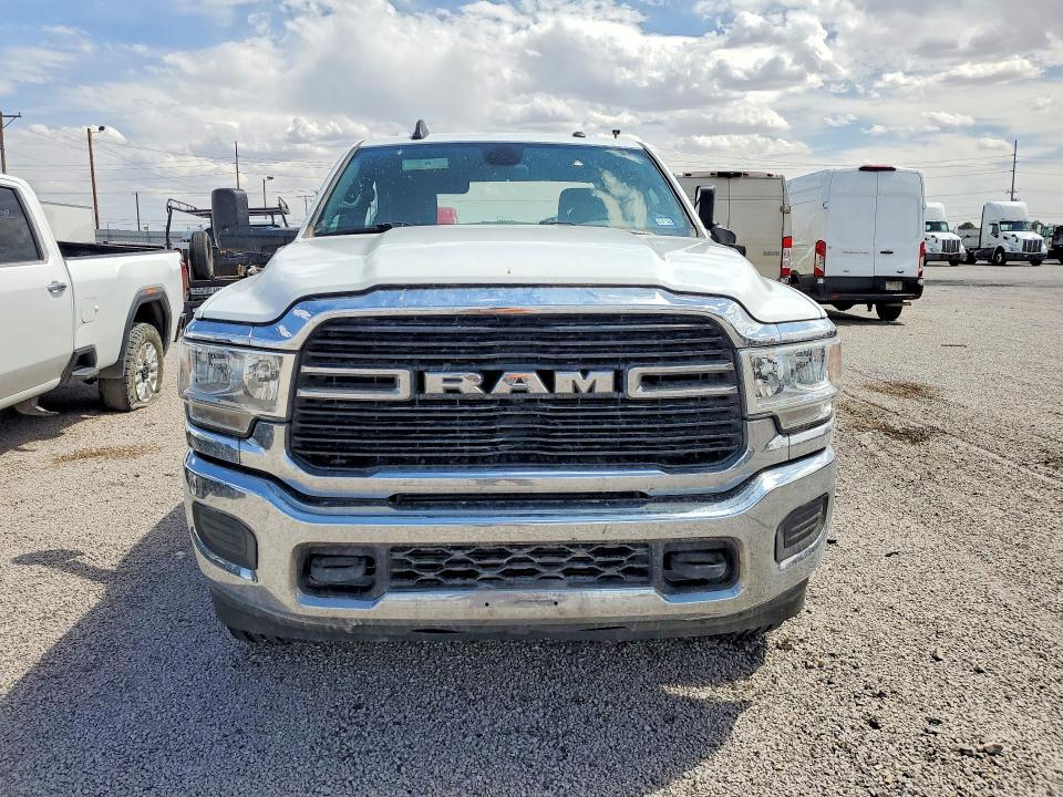 2021 Ram 3500 VIN 3C63R3DL1MG635679 COPART salvage auction — SIDE, Tx - Salvage Vehicle Title, sold $9,600 on 2026-07-10 (photo 5)