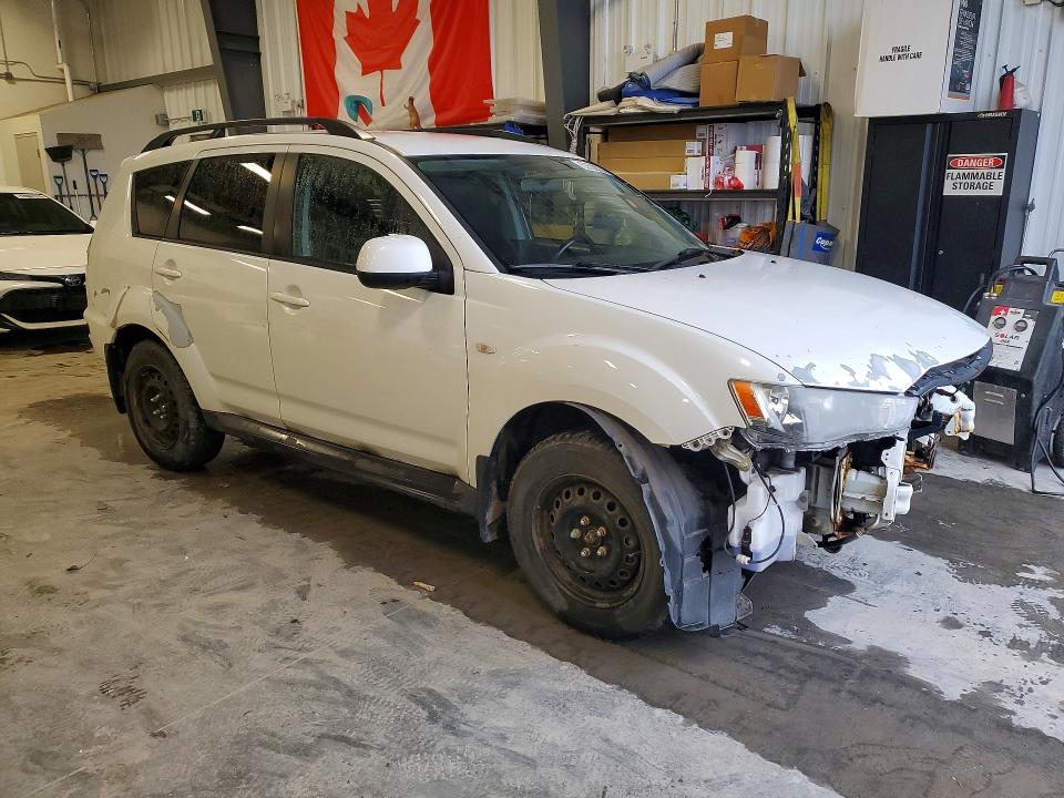 2010 Mitsubishi Outlander VIN JA4AS2AW6AZ608903 COPART salvage auction — FRONT END, ON - PERMIT SALVAGE, sold $150 on 2026-07-21 (photo 4)