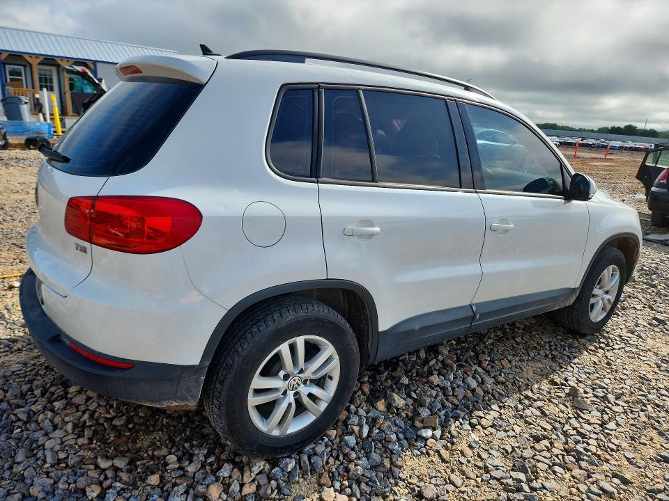 2017 Volkswagen Tiguan VIN WVGAV7AX8HK027467 COPART salvage auction — HAIL, Mo - Salvage Certificate Of Title, sold $1,550 on 2026-07-27 (photo 3)