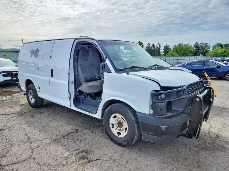 2017 Chevrolet Express 2500 VIN 1GCWGAFG0H1338830 COPART salvage auction — FRONT END, PA - CERT OF TITLE (P), sold $175 on 2026-07-10 (photo 4)