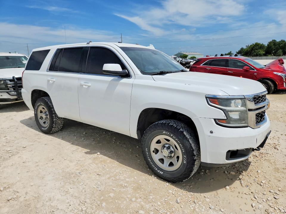 2017 Chevrolet VIN 1GNSKFEC0HR266237 COPART salvage auction — NORMAL WEAR, NJ - CERTIFICATE OF TITLE, sold $5,200 on 2026-07-02 (photo 4)