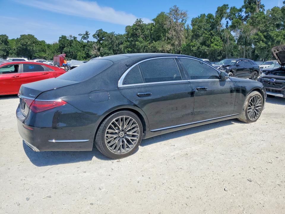 2022 Mercedes-benz S-klasse VIN W1K6G7GB2NA088112 COPART salvage auction — FRONT END, FL - CERT OF TITLE SLVG REBUILDABLE, sold $24,700 on 2026-07-28 (photo 3)