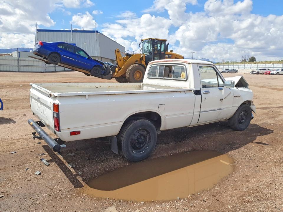 1983 Toyota Pickup VIN JT4RN44D0D1149974 COPART salvage auction — FRONT END, CO - CERTIFICATE OF TITLE, sold $1,750 on 2026-07-27 (photo 3)