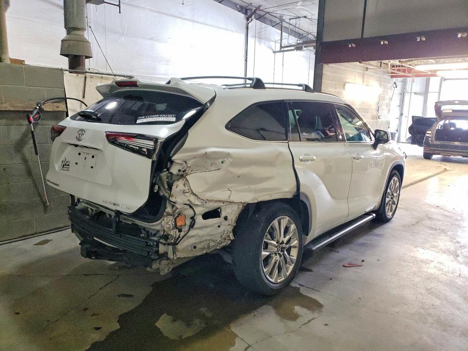 2024 Toyota Highlander VIN 5TDKDRBH5RS537607 COPART salvage auction — REAR END, Ak - Bill Of Sale- Salvage, sold $2,600 on 2026-07-28 (photo 3)
