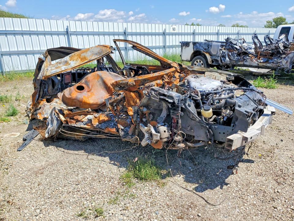 2003 Infiniti G35 VIN JNKCV51E83M335850 COPART salvage auction — BURN, CA - NON-REPAIRABLE VEHICLE CERT, sold $50 on 2026-07-24 (photo 4)