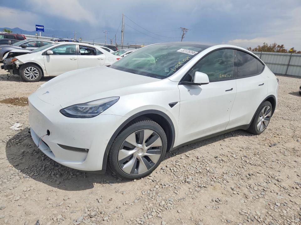 2022 Tesla VIN 7SAYGDEE8NF369792 COPART salvage auction — REAR END, Ut - Salvage Certificate, sold $7,200 on 2026-07-24 (photo 1)