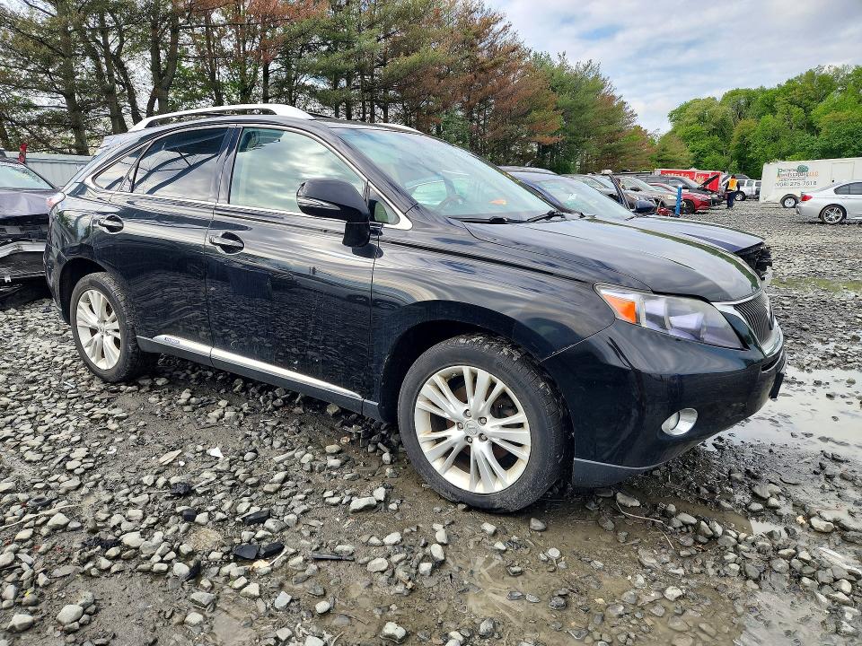 2011 Lexus Rx 450h VIN JTJBC1BA4B2037584 COPART salvage auction — MINOR DENT/SCRATCHES, Nj - Certificate Of Title (P), sold $3,800 on 2026-07-13 (photo 4)
