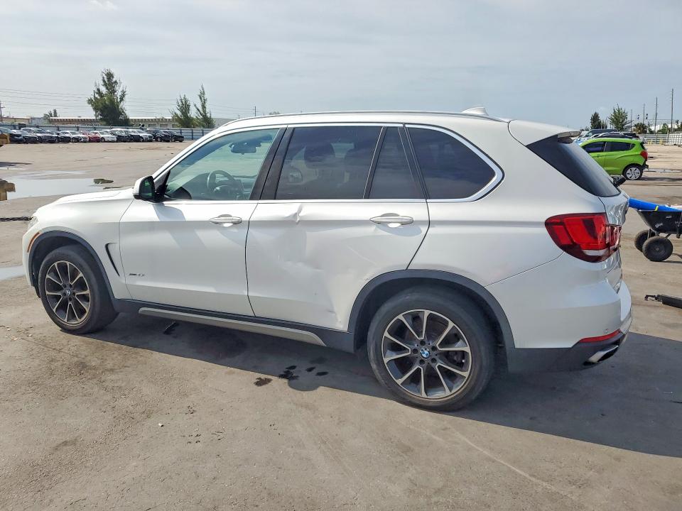 2018 BMW VIN 5UXKR2C58J0Z20976 COPART salvage auction — MECHANICAL, In - Certificate Of Title (P), sold $7,200 on 2026-07-29 (photo 2)