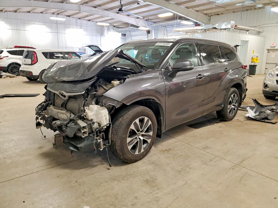 2022 Toyota VIN 5TDHZRBHXNS177563 COPART salvage auction — FRONT END, Mn - Cert Of Title-Salvage, sold $11,300 on 2026-07-02 (photo 1)