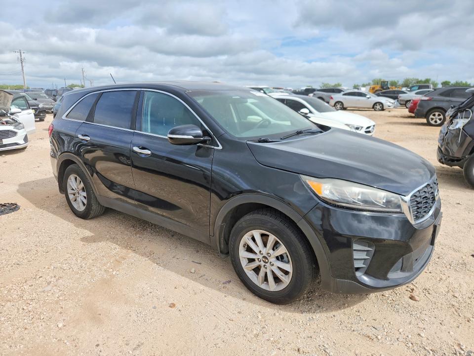 2019 Kia Sorento VIN 5XYPG4A39KG463522 COPART salvage auction — MINOR DENT/SCRATCHES, Tx - Certificate Of Title, sold $2,050 on 2026-07-09 (photo 4)