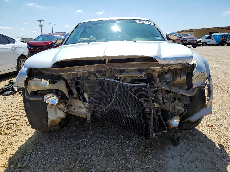 2009 Chrysler 300 VIN 2C3KA43D99H622959 COPART salvage auction — FRONT END, Tx - Salvage Vehicle Title, sold $175 on 2026-07-02 (photo 5)
