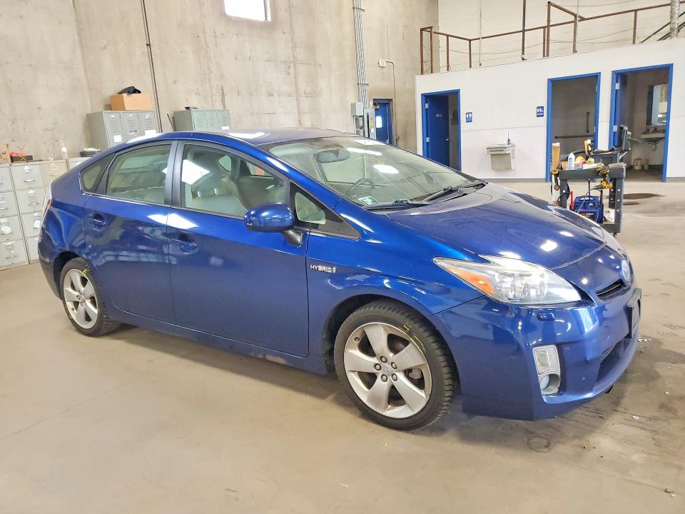 2010 Toyota Prius v VIN JTDKN3DU7A0063073 COPART salvage auction — FRONT END, MN - CERT OF TITLE-SALVAGE, sold $1,700 on 2026-07-21 (photo 4)