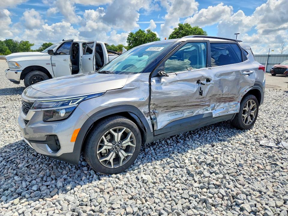 2021 Kia Seltos VIN KNDERCAA8M7222562 COPART salvage auction — SIDE, Fl - Certificate Of Destruction, sold $5,400 on 2026-07-06 (photo 1)
