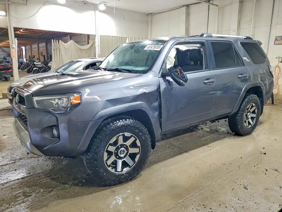 2018 Toyota 4runner VIN JTEBU5JR4J5590257 COPART salvage auction — ROLLOVER, Tn - Salvage Certificate, sold $10,200 on 2026-07-28 (photo 1)