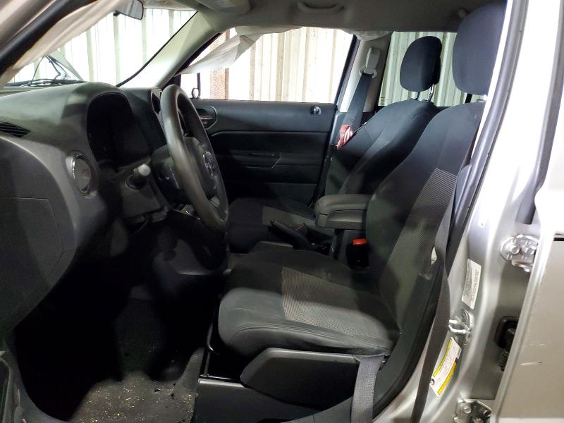 2011 Jeep Liberty (patriot) VIN 1J4NT1GB9BD198061 COPART salvage auction — SIDE, Tx - Salvage Vehicle Title, sold $750 on 2026-07-09 (photo 7)