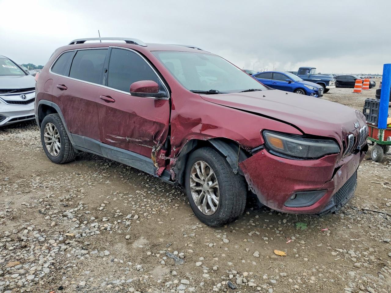 2019 Jeep Cherokee VIN 1C4PJLCB8KD296777 COPART salvage auction — Front End, FL - CERTIFICATE OF TITLE, sold $1,150 on 2026-07-09 (photo 4)