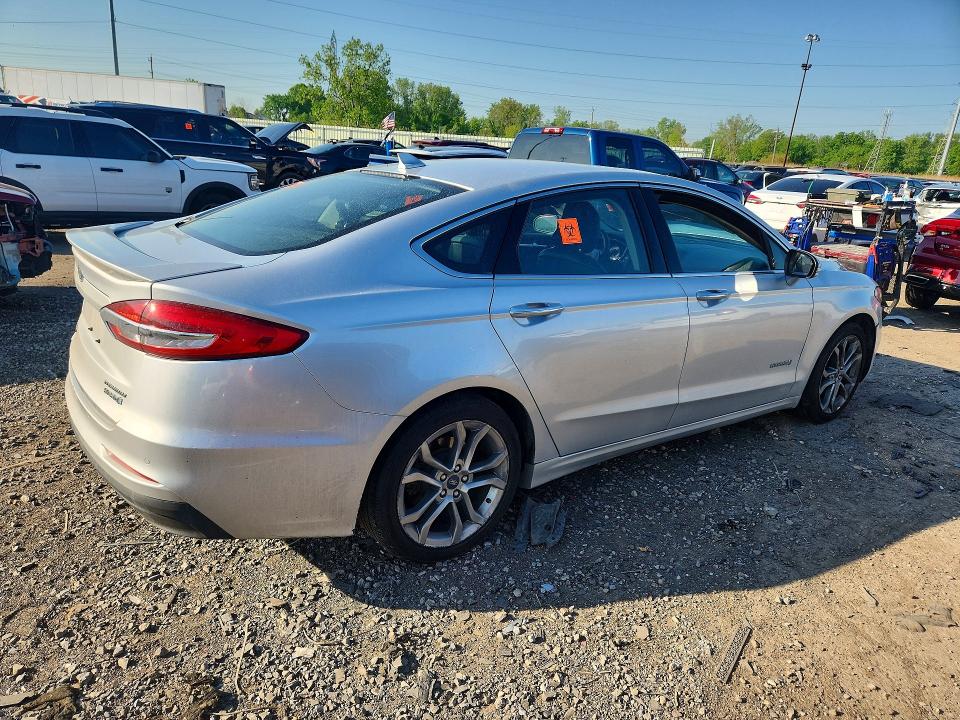2019 Ford Fusion VIN 3FA6P0RU6KR259323 COPART salvage auction — FRONT END, MI - CERTIFICATE OF TITLE, sold $650 on 2026-07-02 (photo 3)
