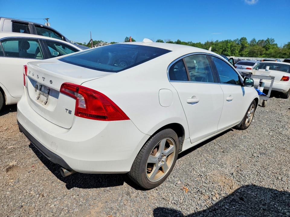 2012 Volvo S60 VIN YV1622FS0C2102717 COPART salvage auction — SIDE, NJ - CERT OF TITLE-SALVAGE, sold $400 on 2026-07-24 (photo 3)