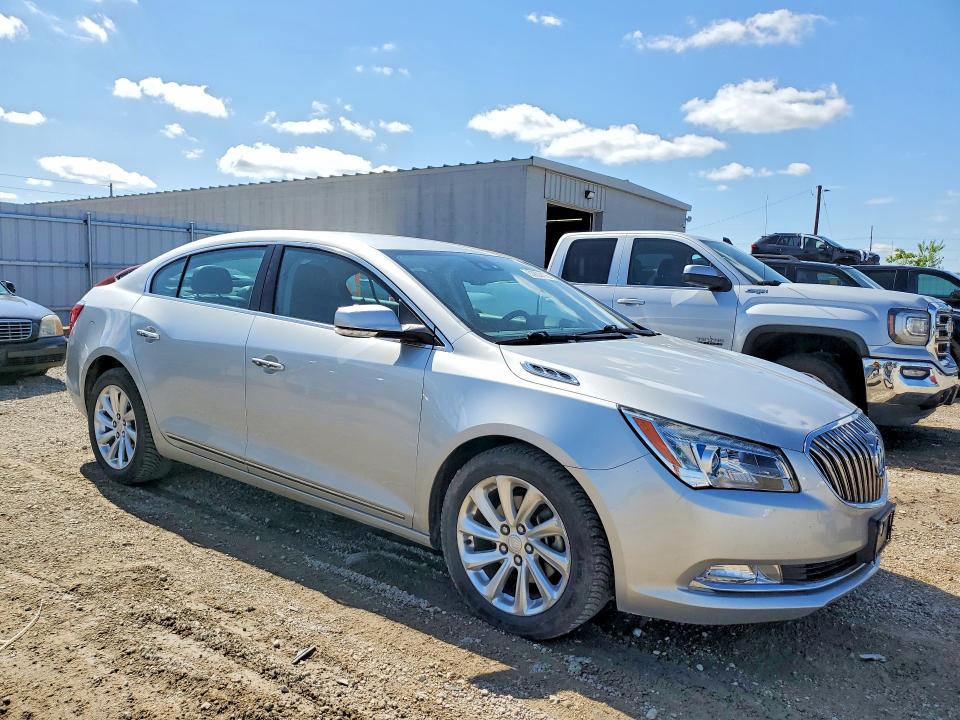2015 Buick . VIN 1G4GB5G34FF206980 COPART salvage auction — HAIL, Ia - Cert Of Title-Salvage Title, sold $2,100 on 2026-07-08 (photo 4)