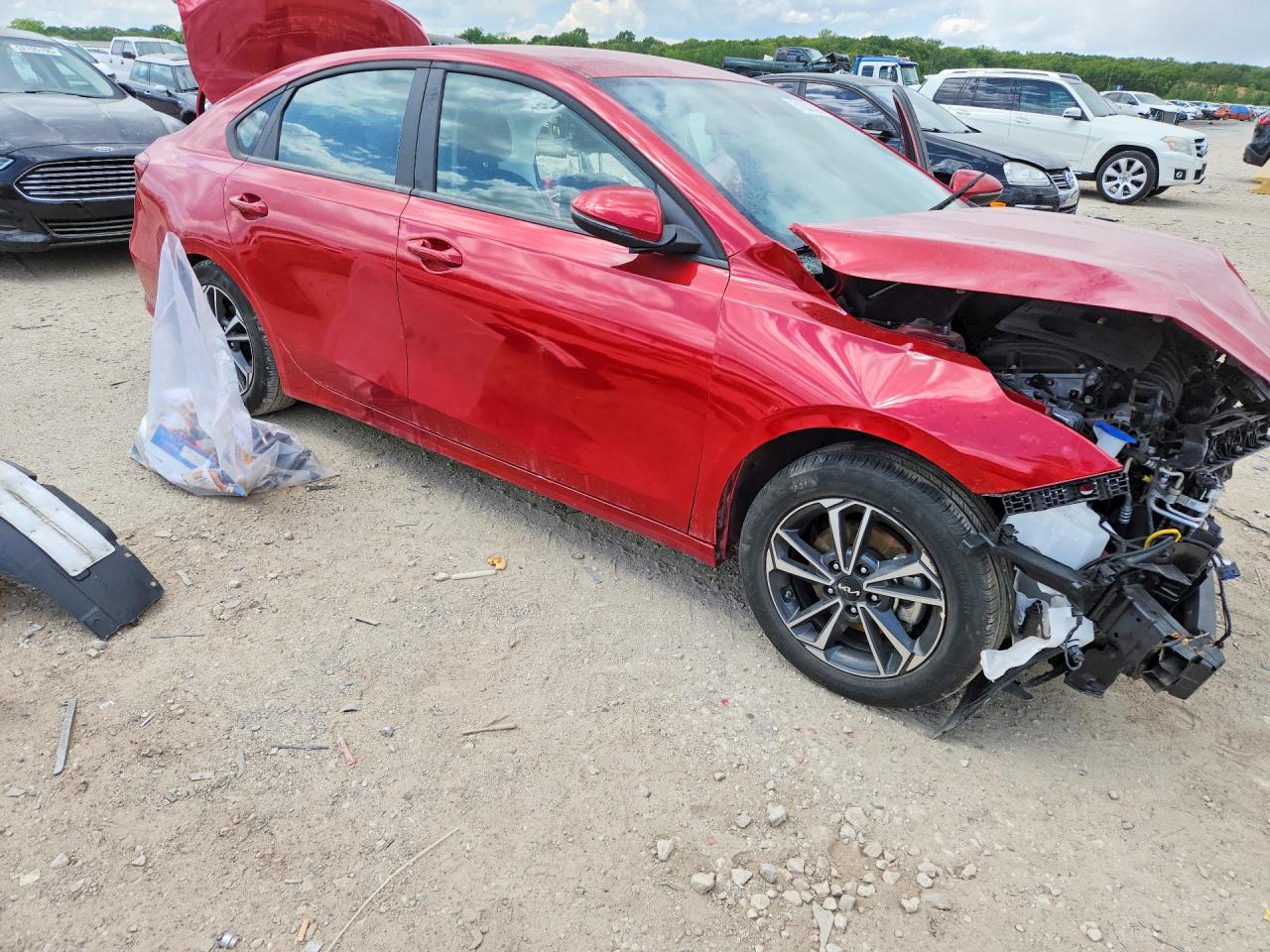 2024 Kia Forte VIN 3KPF24AD1RE804812 COPART salvage auction — Front End, MO - SALVAGE CERTIFICATE OF TITLE, sold $1,450 on 2026-06-25 (photo 4)