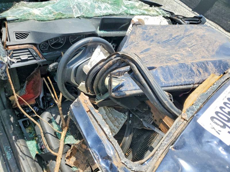 2014 BMW 3er VIN WBA3B3G58ENR81597 COPART salvage auction — ROLLOVER, Sc - Cert Of Title-Salvage, sold $400 on 2026-07-27 (photo 8)