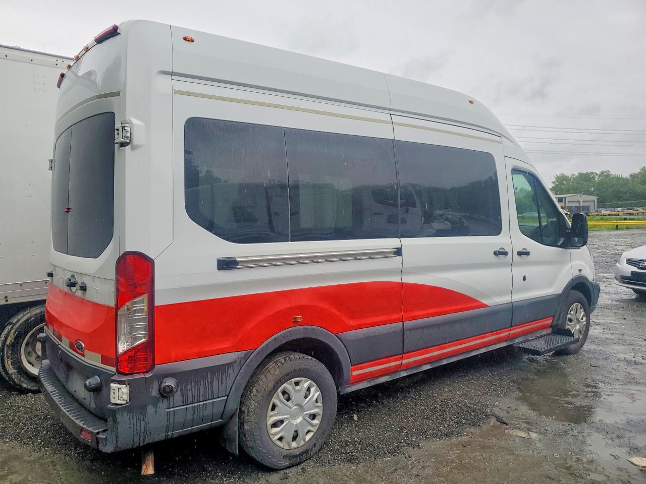 2017 Ford Transit VIN 1FTBW2XM0HKB38830 COPART salvage auction — Minor Dent/Scratches, DC - CERTIFICATE OF TITLE, sold $8,500 on 2026-09-11 (photo 3)