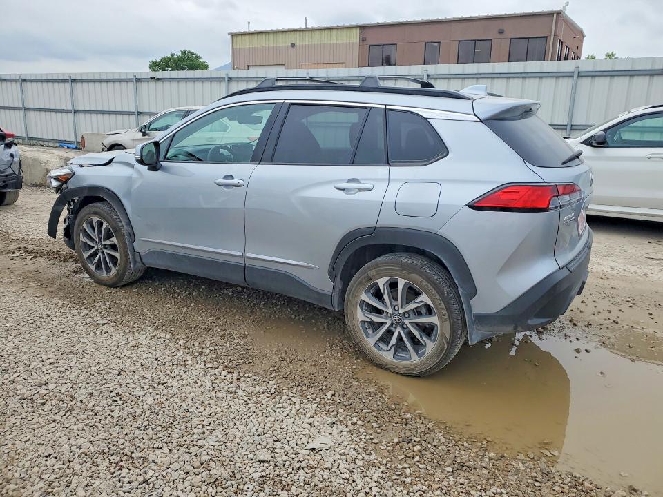 2024 Toyota Corolla cross VIN 7MUDAABG1RV110795 COPART salvage auction — FRONT END, Il - Salvage Certificate, sold $10,200 on 2026-09-03 (photo 2)
