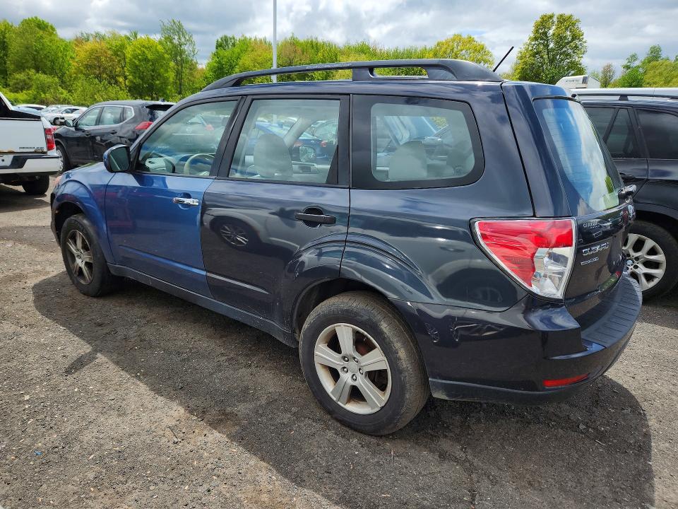 2013 Subaru Forester VIN JF2SHABC4DH400506 COPART salvage auction — MINOR DENT/SCRATCHES, Va - Certificate Of Title, sold $1,100 on 2026-07-21 (photo 2)