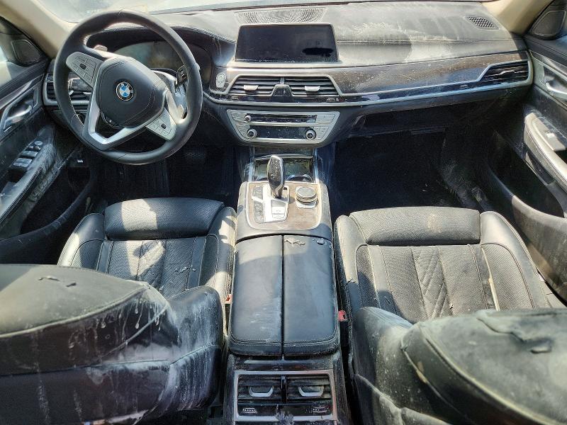 2020 BMW 7 series VIN WBA7T2C02LCE39345 COPART salvage auction — Burn Interior, VA - CERT OF TITLE - SALVAGE, sold $8,700 on 2026-07-30 (photo 8)