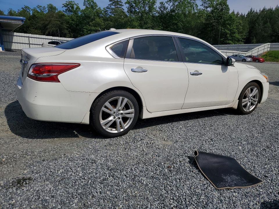 2013 Nissan Altima VIN 1N4BL3AP7DC228939 COPART salvage auction — FRONT END, Nc - Salvage Certificate Of Title, sold $1,500 on 2026-07-02 (photo 3)
